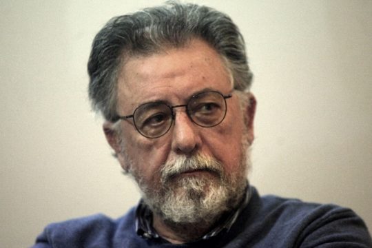 Περί ταυτότητας λόγος κι αντίλογος